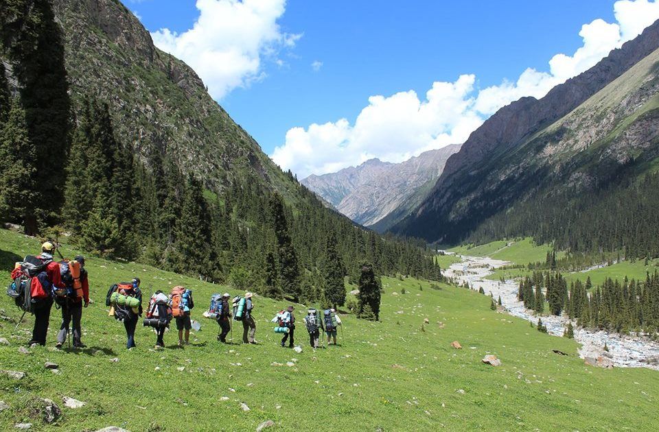 Быйыл Кыргызстанга 10 млн турист келери күтүлүүдө
