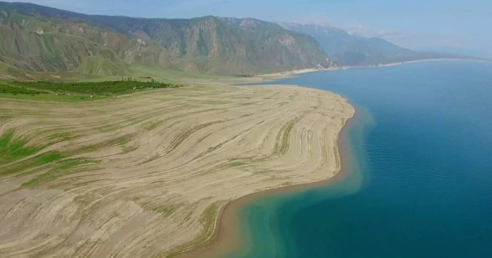Токтогул ГЭСиндеги суунун запасы «кооптуу көлөмгө» жакындоодо. Кайрадан энергетикалык кризис күтүлүшү мүмкүнбү? изображение публикации