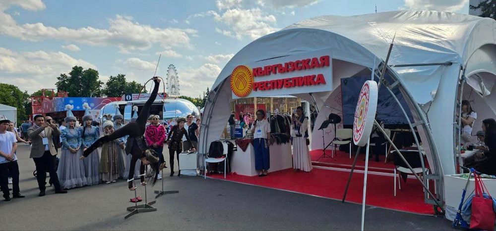 Кыргызстандын көргөзмөсү Москвадагы «Саякат» форумунда ачылды изображение публикации