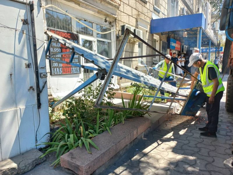 Бишкекте мыйзамсыз курулган курулуштар буздурулду изображение публикации