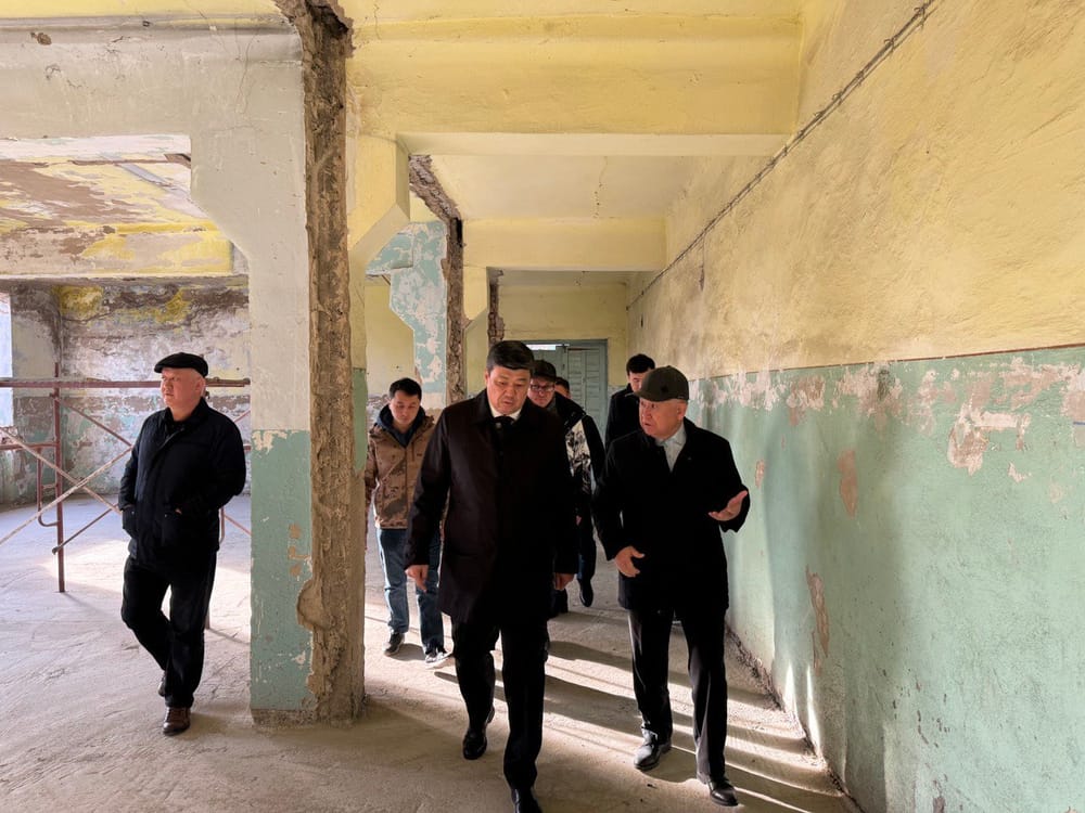 Өкмөт “Кыргызиндустриянын” ишмердигин текшерди изображение публикации