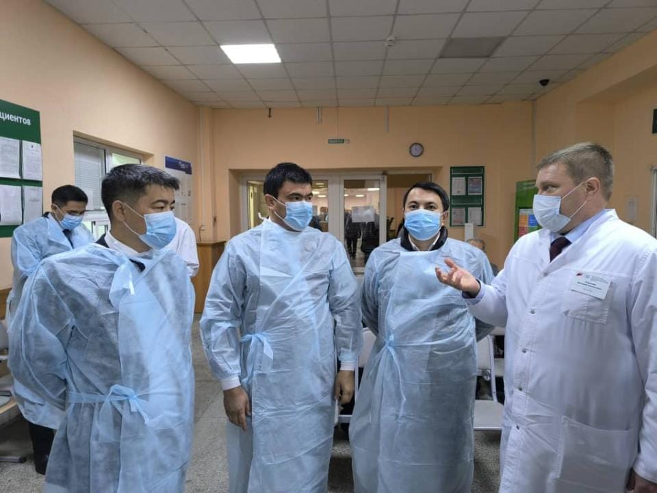 Депутаттар Айбек Маткеримов жана Марлен Маматалиев Омск шаарына иш сапары менен барды изображение публикации