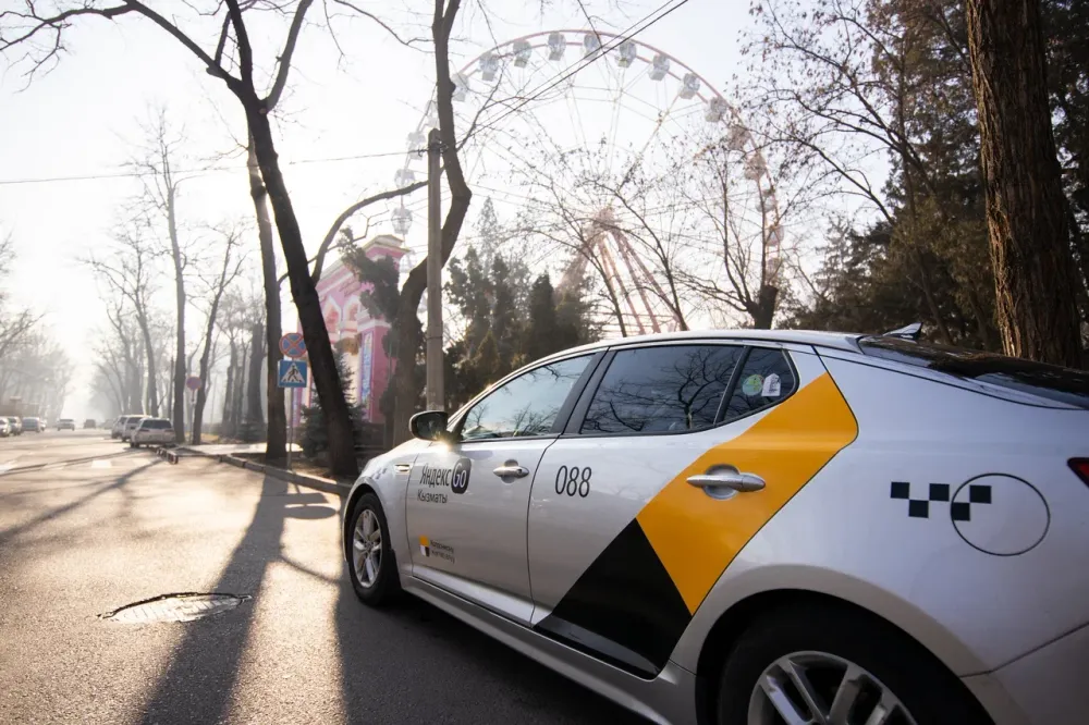 Яндекс Go Такси айдоочулардын эл аралык күнүнө карата таксисттердин чайпулун эки эсе көбөйттү post image