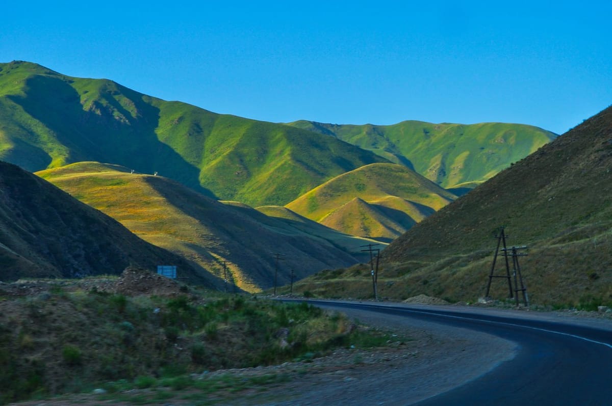 Быйыл Ысык-Көлдөгү Кызыл-Кыя ашуусунун жолу оңдолот