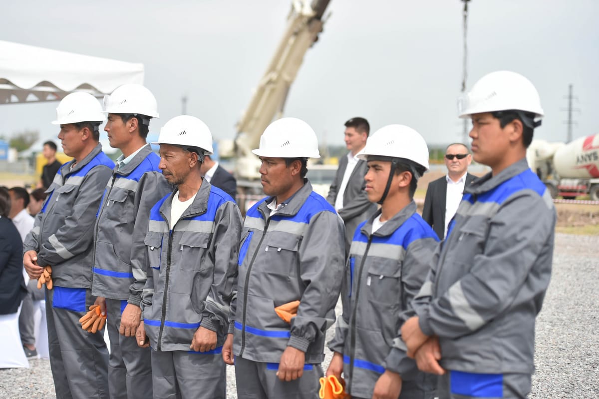 Чүйдө унааларды кураштыруу заводу курулат – кубаттуулугу жылына 10 миң автоунааны түзөт