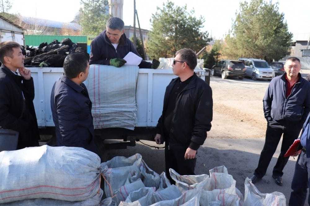 Бишкекте көмүрдү сатып алуу даректери жарыяланды