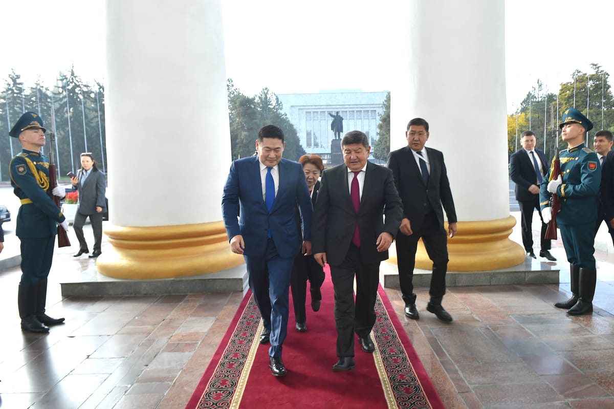 Акылбек Жапаров Монголиянын премьер-министри менен жолукту