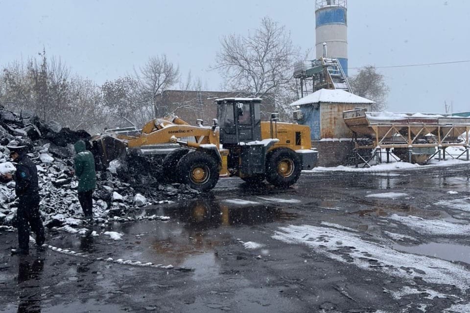 Бишкекте майда көмүрдү сатууга жана колдонууга тыюу боюнча рейд өттү