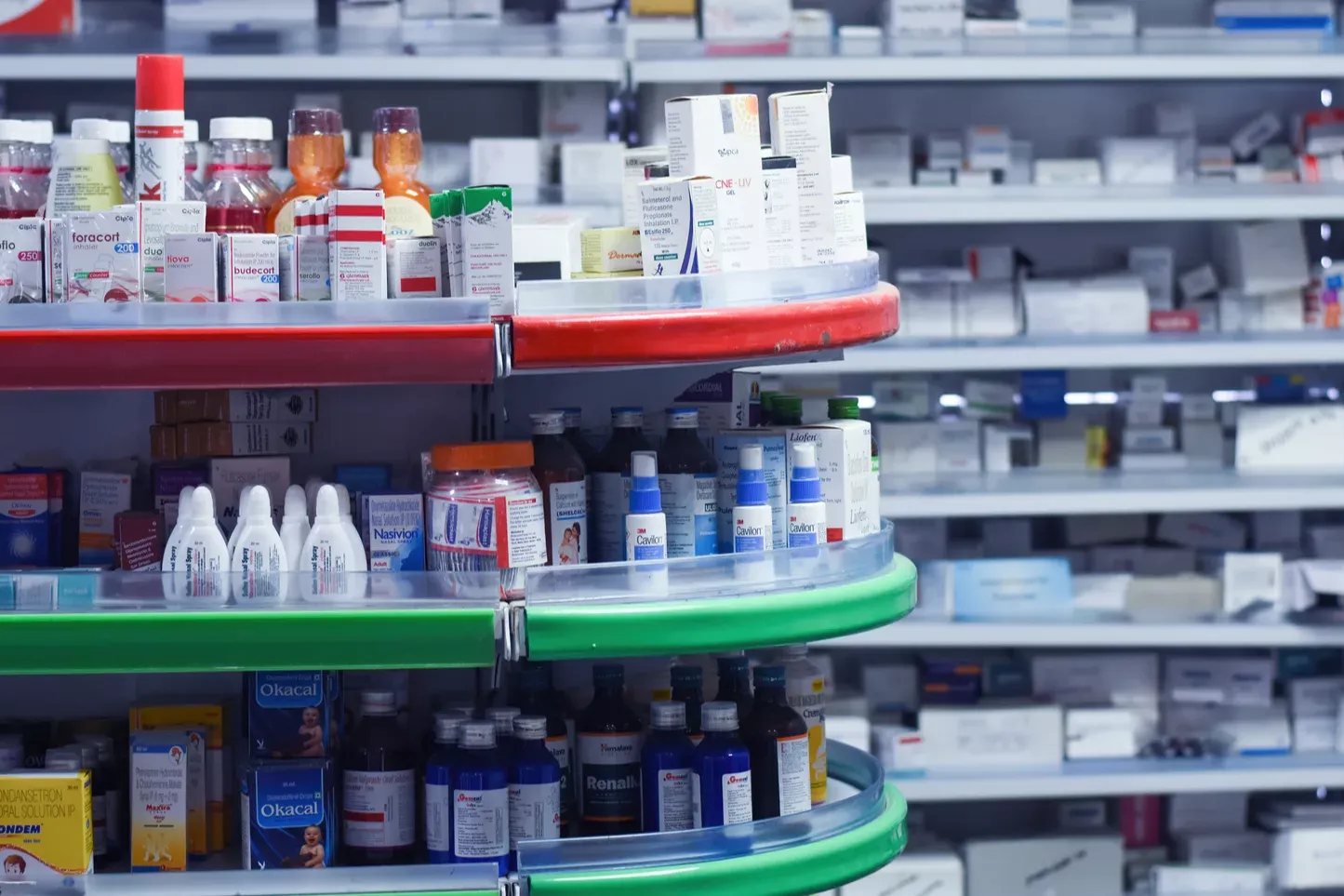 Дарыларды онлайн издеп, текшере турган "Дары-дармек" колдонмосу иштелип чыкты