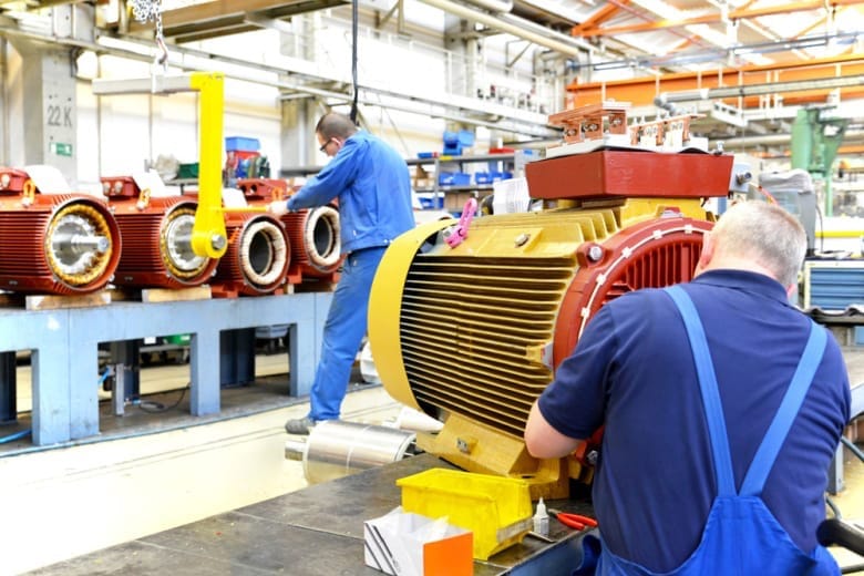 Германиянын ири компаниялары кызматкерлерин кескин кыскартат