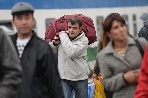 Россия жарандыгы жок убактылуу жашоочуларга квотаны кыскартты