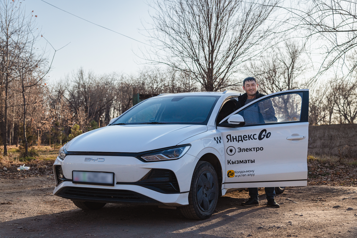 Үнөмдүү жана ыңгайлуу: электроунаалар шаардык таксинин көрүнүшүн кантип өзгөртүп жатат