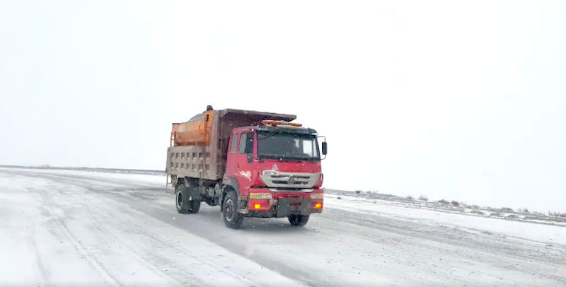 Төө-Ашууда оор жүк ташуучу унааларга убактылуу чектөө киргизилди