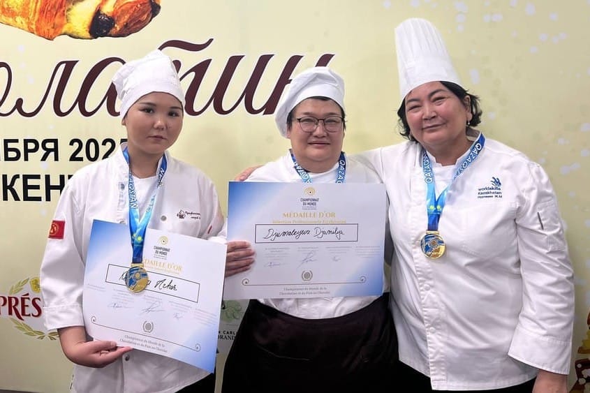 Кыргыз кондитерлери эл аралык чемпионатта алтынга татыктуу болушту