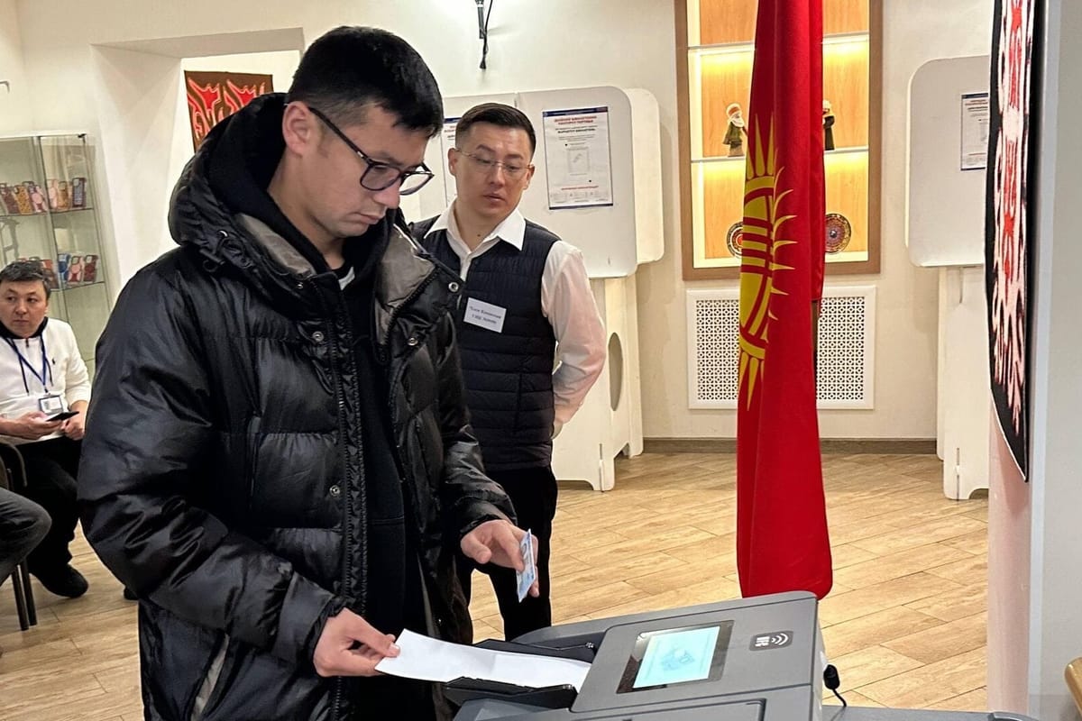 Автоматтык саноочу урна парламенттик шайлоого 1 млн 584 миң 243 добуш берүүчү катышканын көрсөттү