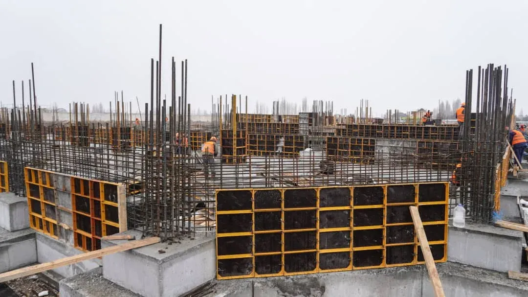 Таласта “Манас Ордо” жана “Баластандын” курулушу кызуу жүрүүдө