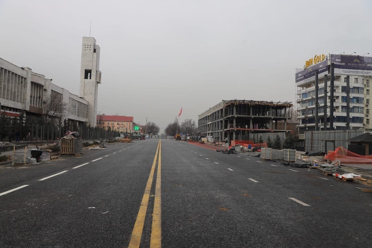 ЦУМдун жанындагы жол үчтөн алты тилкелүү болуп ачылат