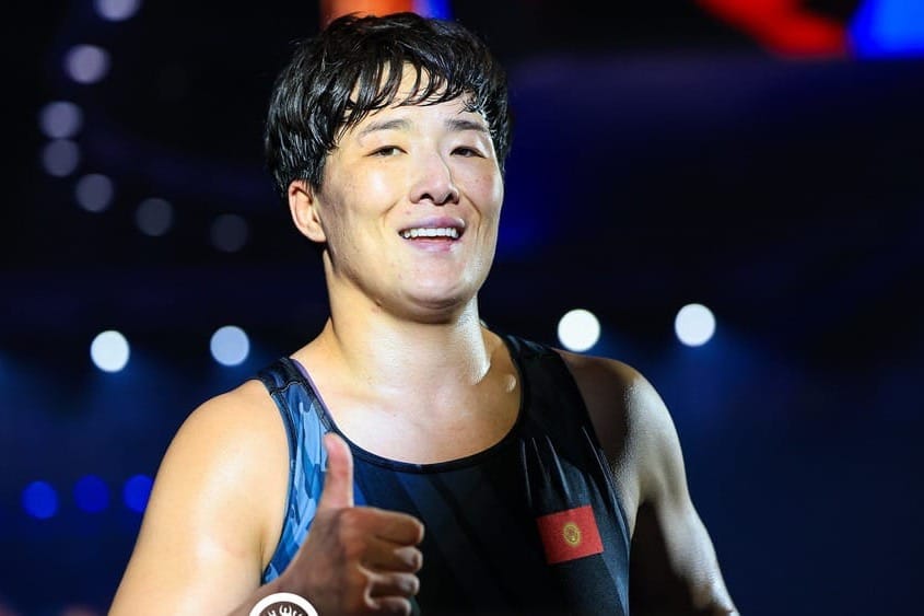 Дүйнөлүк күрөш уюму Айпери Медет кызына 554 миң акчалай сыйлык берет