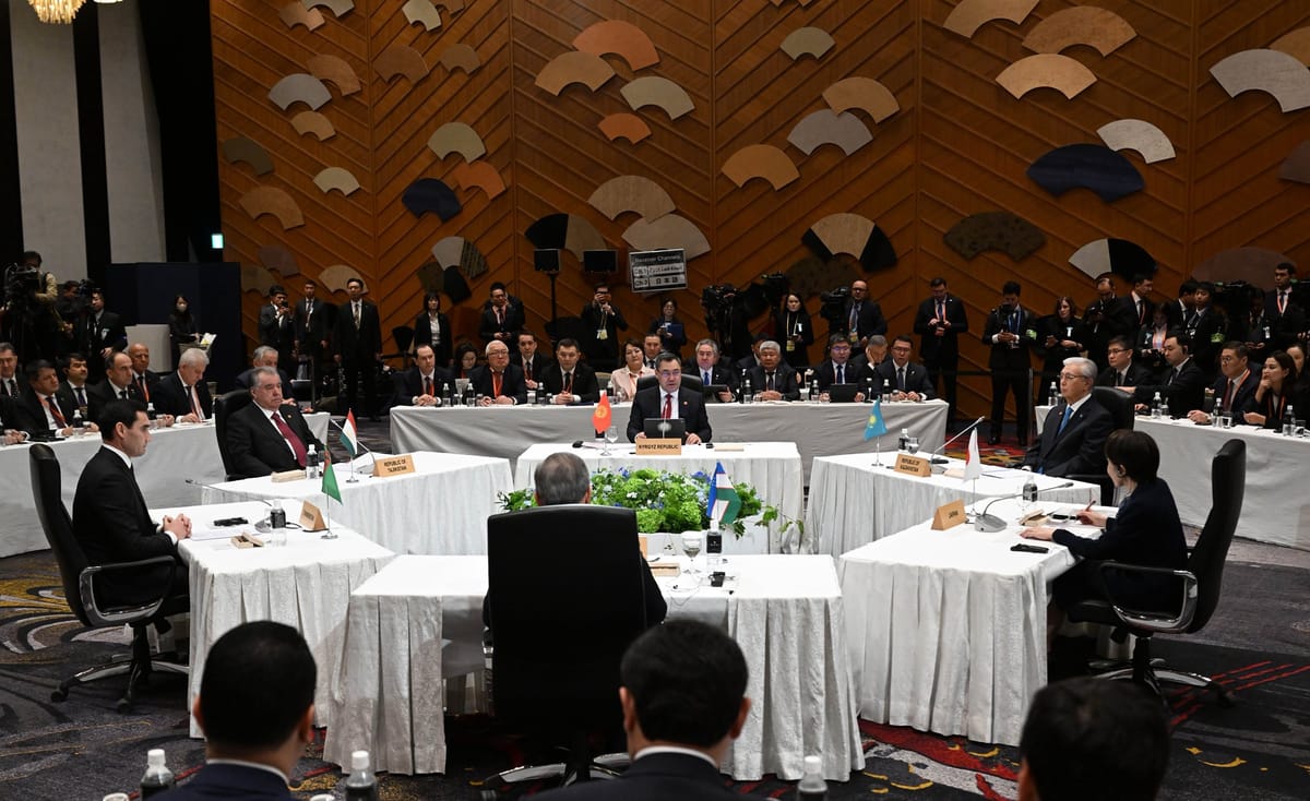 Садыр Жапаров “Борбордук Азия + Япония” Диалогунун Биринчи саммитине катышты