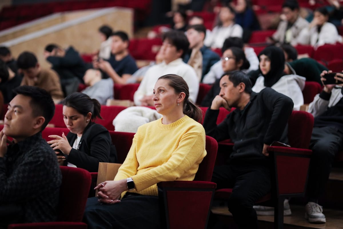 Бишкекте "Атом" документалдык тасмасынын атайын көрсөтүүсү болуп өттү