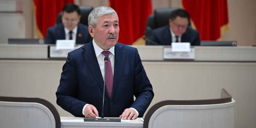 А.КАсымалиев: "Кыргызстанда эки жылда 492 миң 300 жумуш оруну түзүлдү"