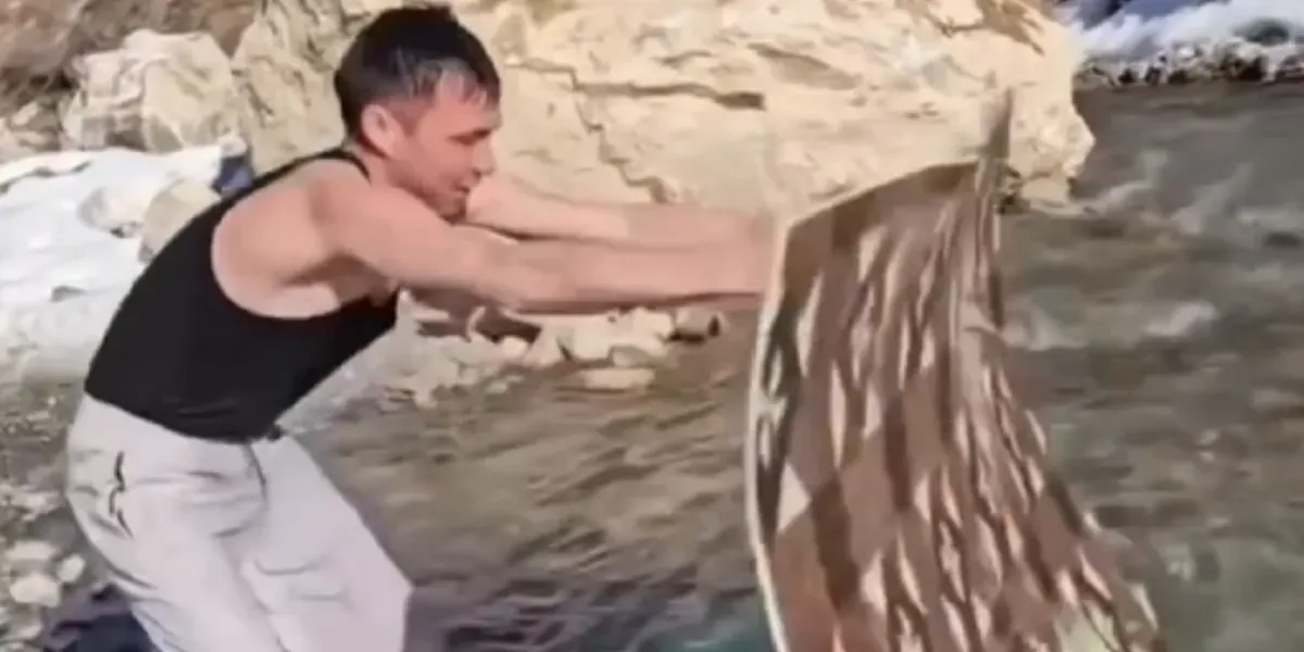 Дарыянын суусун булгаган адамга 10 миң айып пул салынды