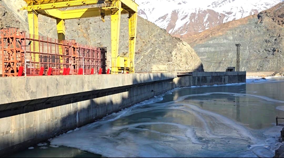 Камбар-Ата-2 ГЭСинде экинчи гидроагрегаттын курулуш иштери улантылууда