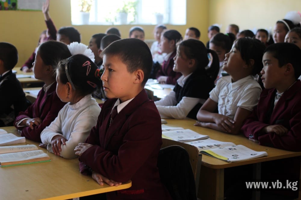 Бишкекте 157 миң окуучуга окуу оруну жетишпейт