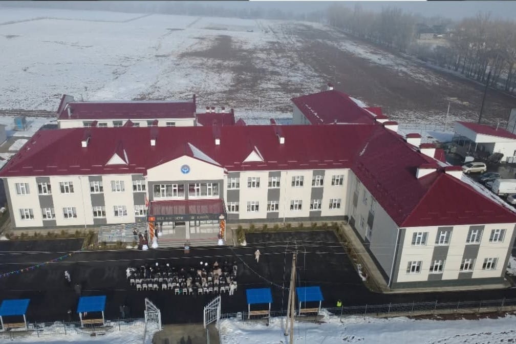 Аламүдүн районунун Бер-Булак айылында жаңы мектеп ачылды