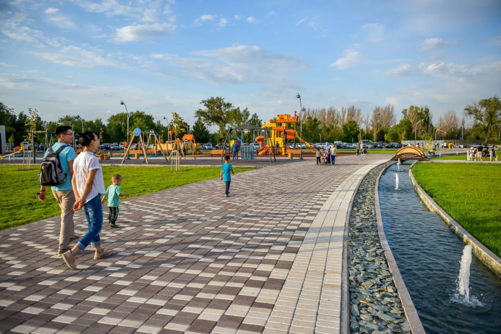 Бишкектеги 13 сейил бактагы соода орундары ижарага берилет