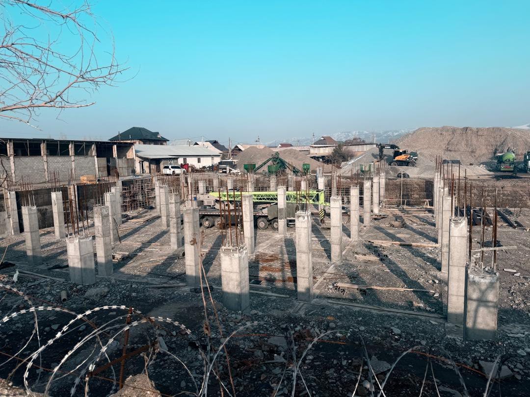 Жалал-Абадда мыйзамсыз курулган соода борборунун иши токтотулду