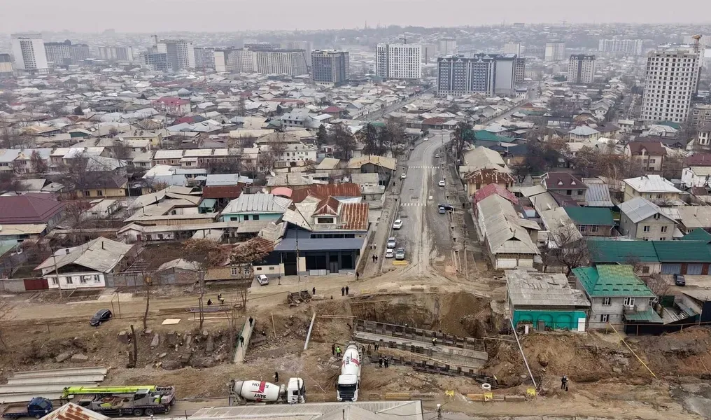 Ошто узундугу 12,5 метр, туурасы 21,5 метр болгон жаңы көпүрө салынууда