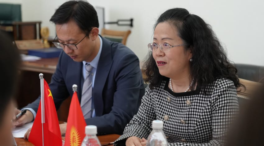 Бишкек мэри Кытай элчиси менен маанилүү долбоорлорду талкуулады