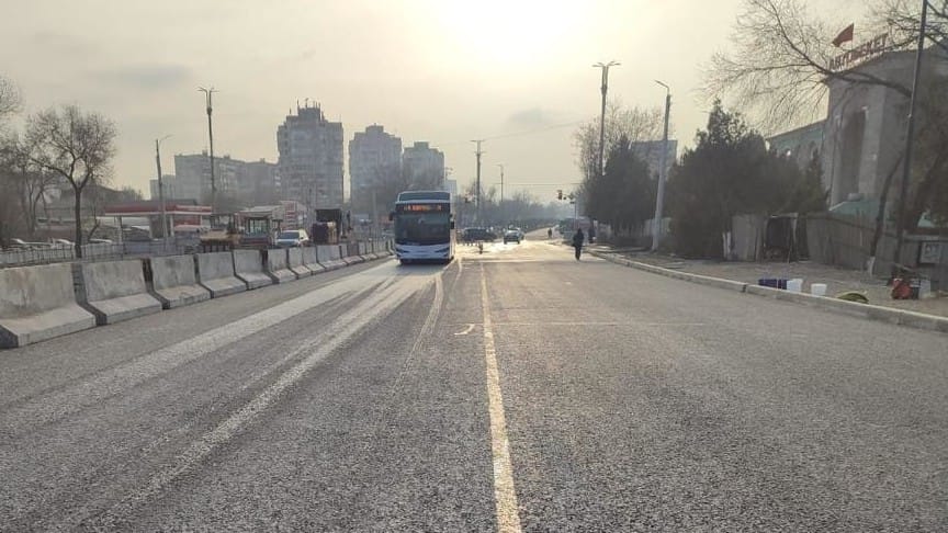 Жибек-Жолундагы көпүрө жарым-жартылай ачылды