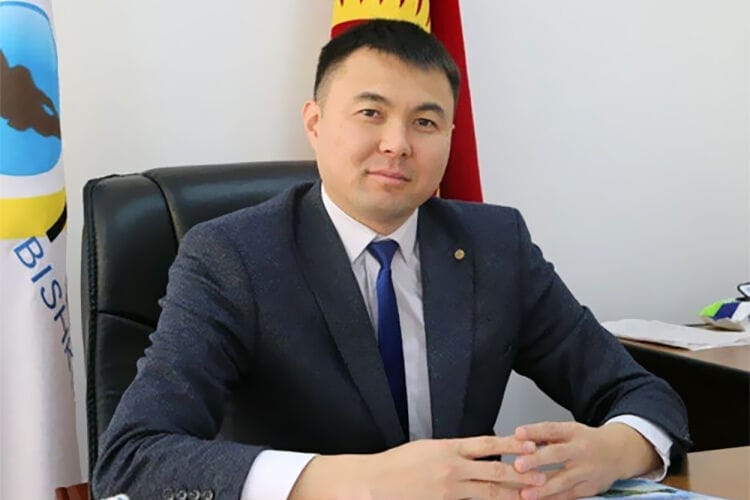 "Бишкек" ЭЭКинин экс-директору К.Тайчабаровдун иши Ленин райондук сотуна өттү