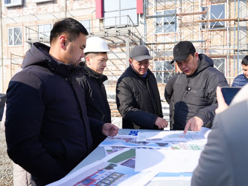 Бишкек мэри шаардагы ири курулуш объектилерин текшерди