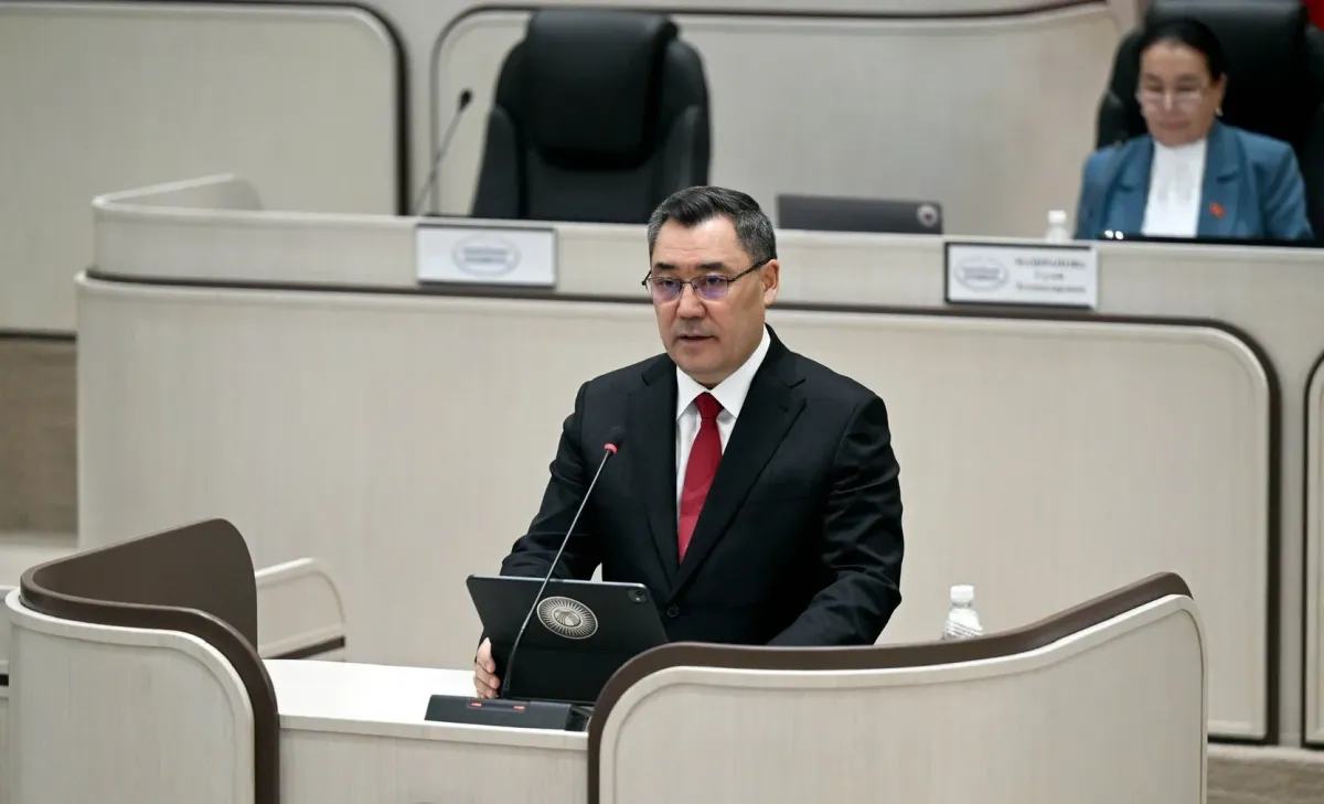 Президент: Ишкерлердин мүлкүн тартып алгандар кайра кайтарып беришет