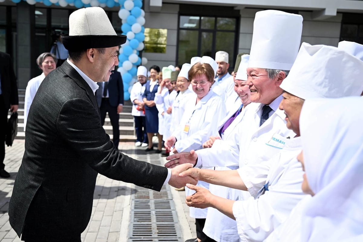 1-апрелден тартып медицина кызматкерлеринин эмгек маяналары 100% көтөрүлөт