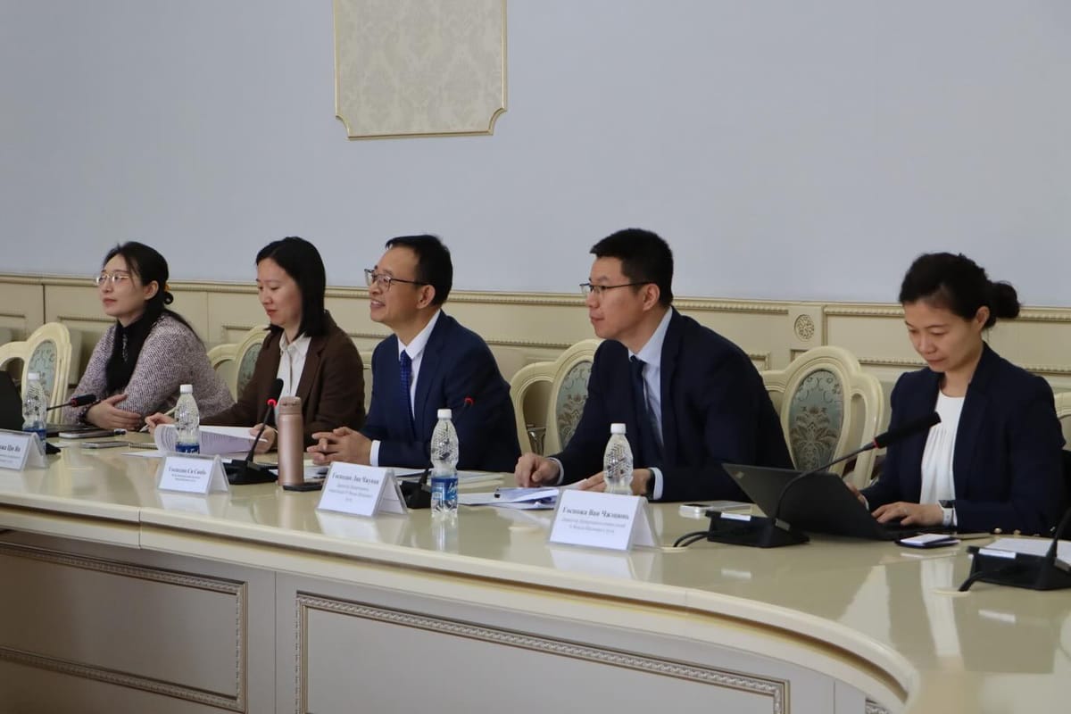 Кыргызстан менен Жибек жолу фонду инвестициялык долбоорлорду талкуулады