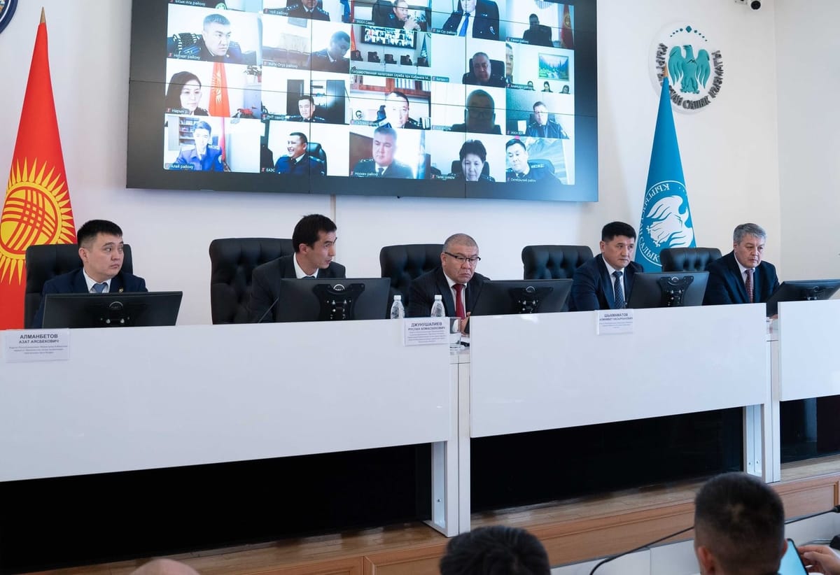 Салык кызматында жетекчилик курам жаңыланды