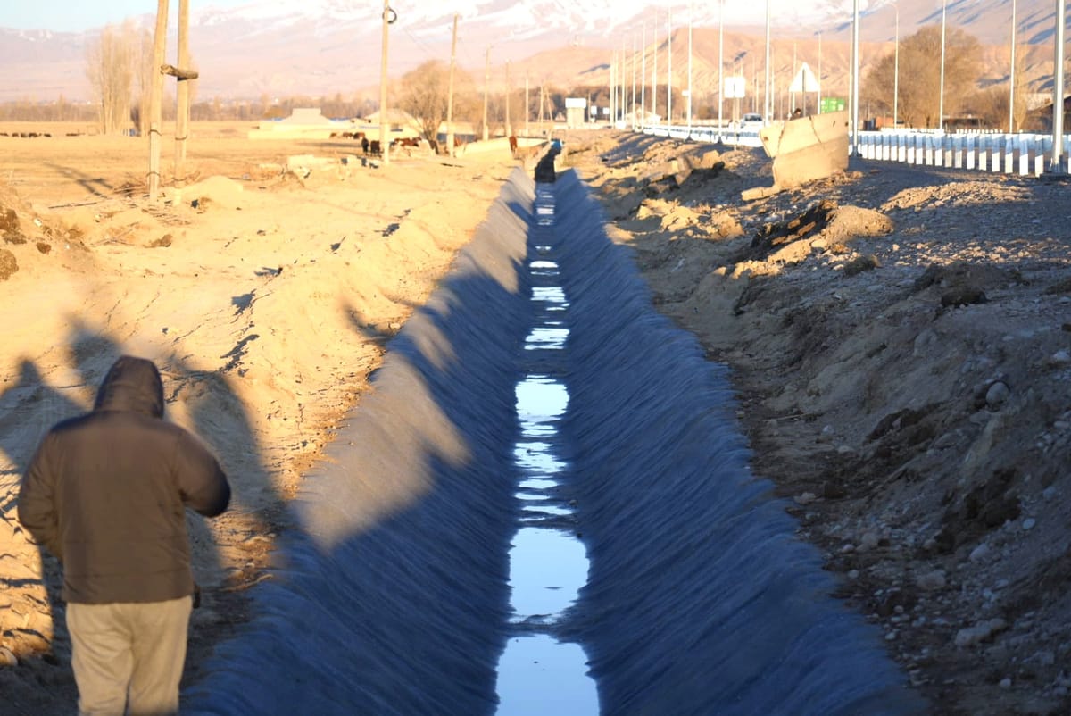 Нарында ирригациялык каналдарды жаңылоо иштери жүрүүдө