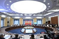 Акылбек Жапаров: быйыл 250 миң жумушчу орун түзүлөт изображение публикации