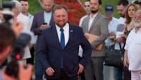 Режиссер фильмге акчаны кайдан табат? Эксперт Дмитрий Якуниндин кеӊештери изображение публикации