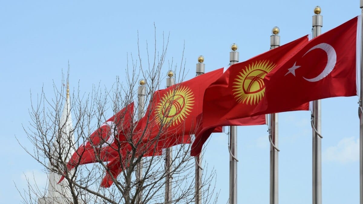 Кыргызстандык экспортерлор түркиялык Happy Center соода тармагынын ээси менен жолугушат