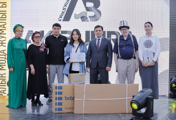 Ошто Ak-Buura Fashion Week-2023 Эл аралык мода жумалыгы аяктады