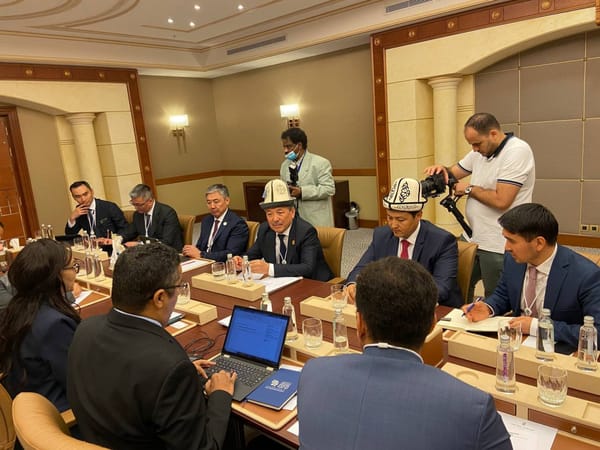 Кыргыз өкмөтү ИӨБ менен «социалдык контракт» долбоорун биргелешип ишке ашырууну сунуштады