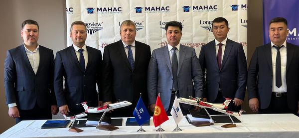 «Манас» эл аралык аэропорту өзүнүн Dash-8-400 учагын сатып алды