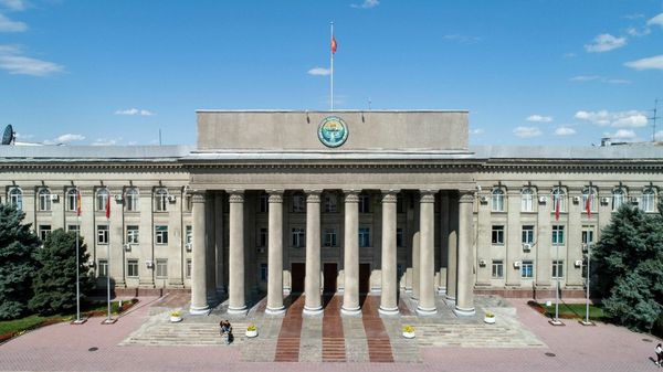 Жогорку Кеңеш үч министрди кызматка дайындоого макулдук берди