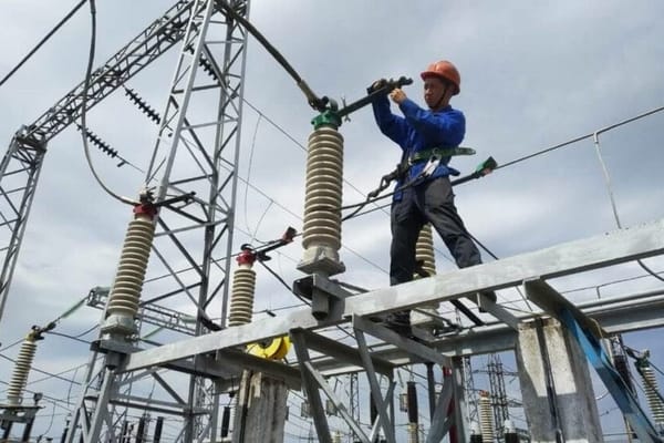 Кыргызстанда электр энергиясына болгон керектөө 11 жылда 6 млрд киловаттка көбөйгөн