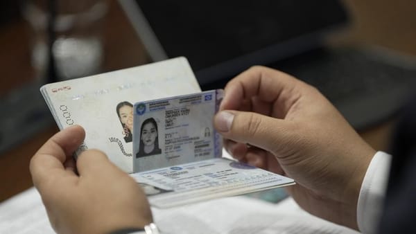 Кыргызстанда жаңы биометрикалык паспорттор колдонууга берилди